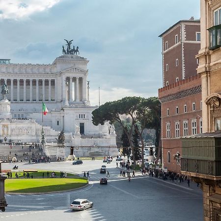 Amazing Suite Piazza Venezia Рим Екстериор снимка